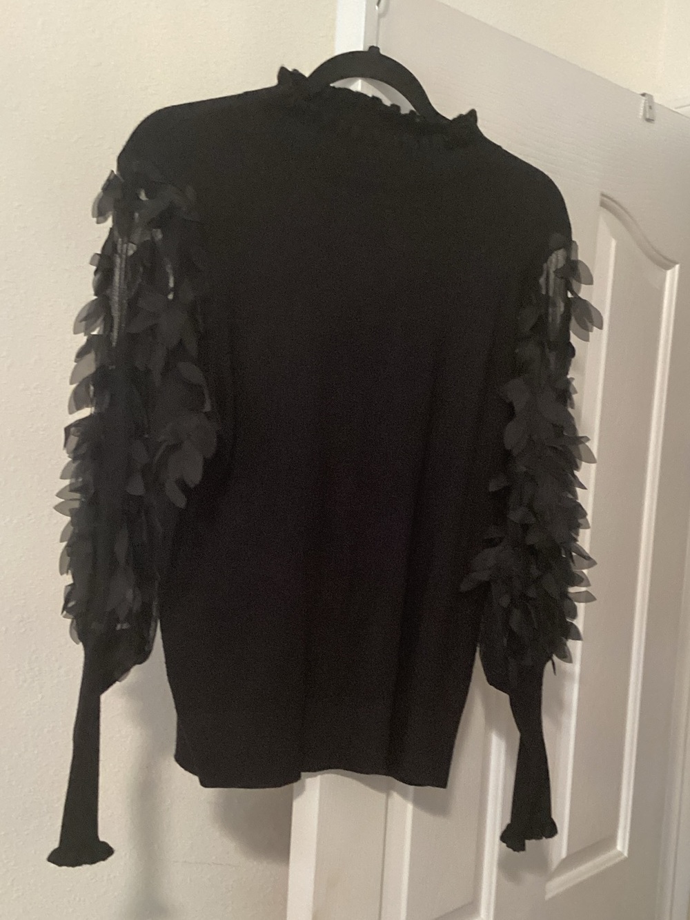 Sioni Black Leaf-Trim Crewneck Sweater